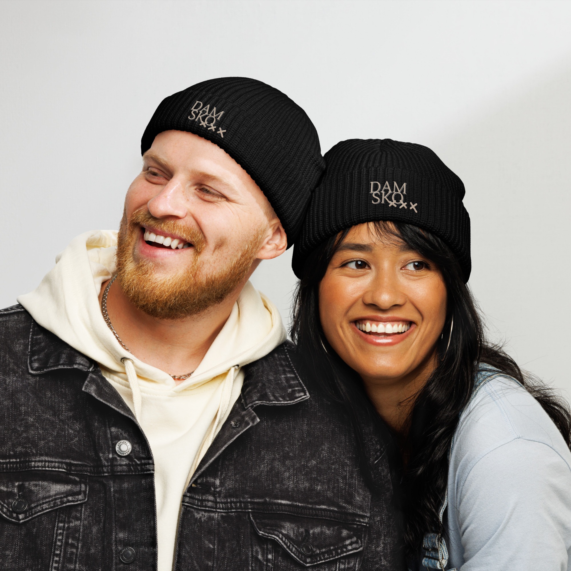 fisherman-beanie-black-front-673d15190e874