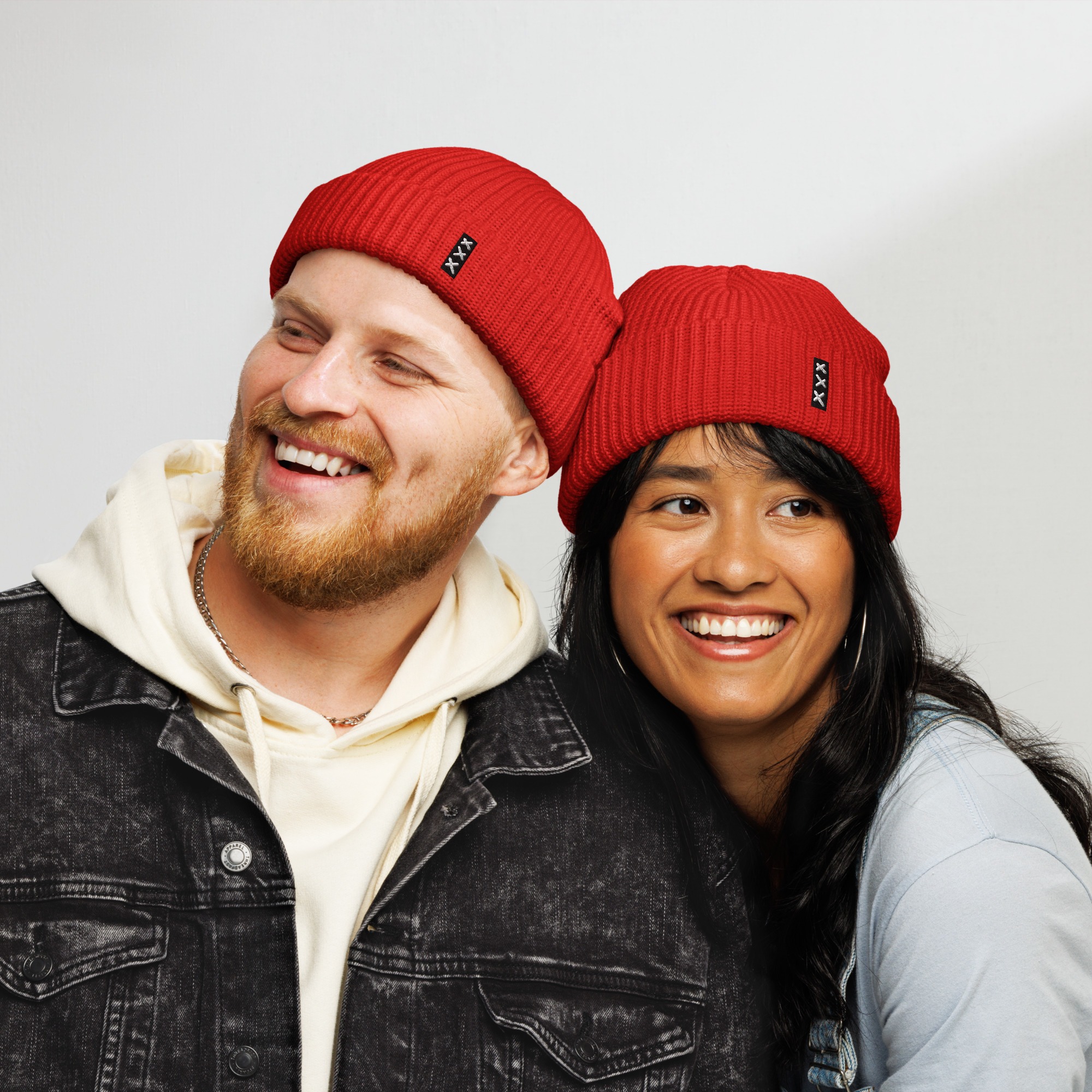 fisherman-beanie-red-front-673d000d046c4